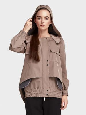 لباس زنانه نمونه ساختگی